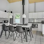 Lovely In Vaeggerlose With Wifi * Bøtø By