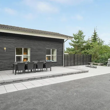 Holiday home Lovely In Vaeggerlose With Wifi *
